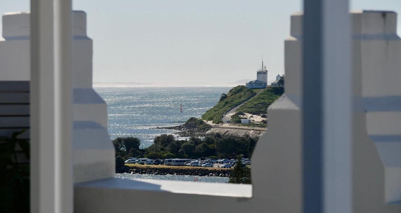 City Beach Studio Apartment Newcastle Bagian luar foto