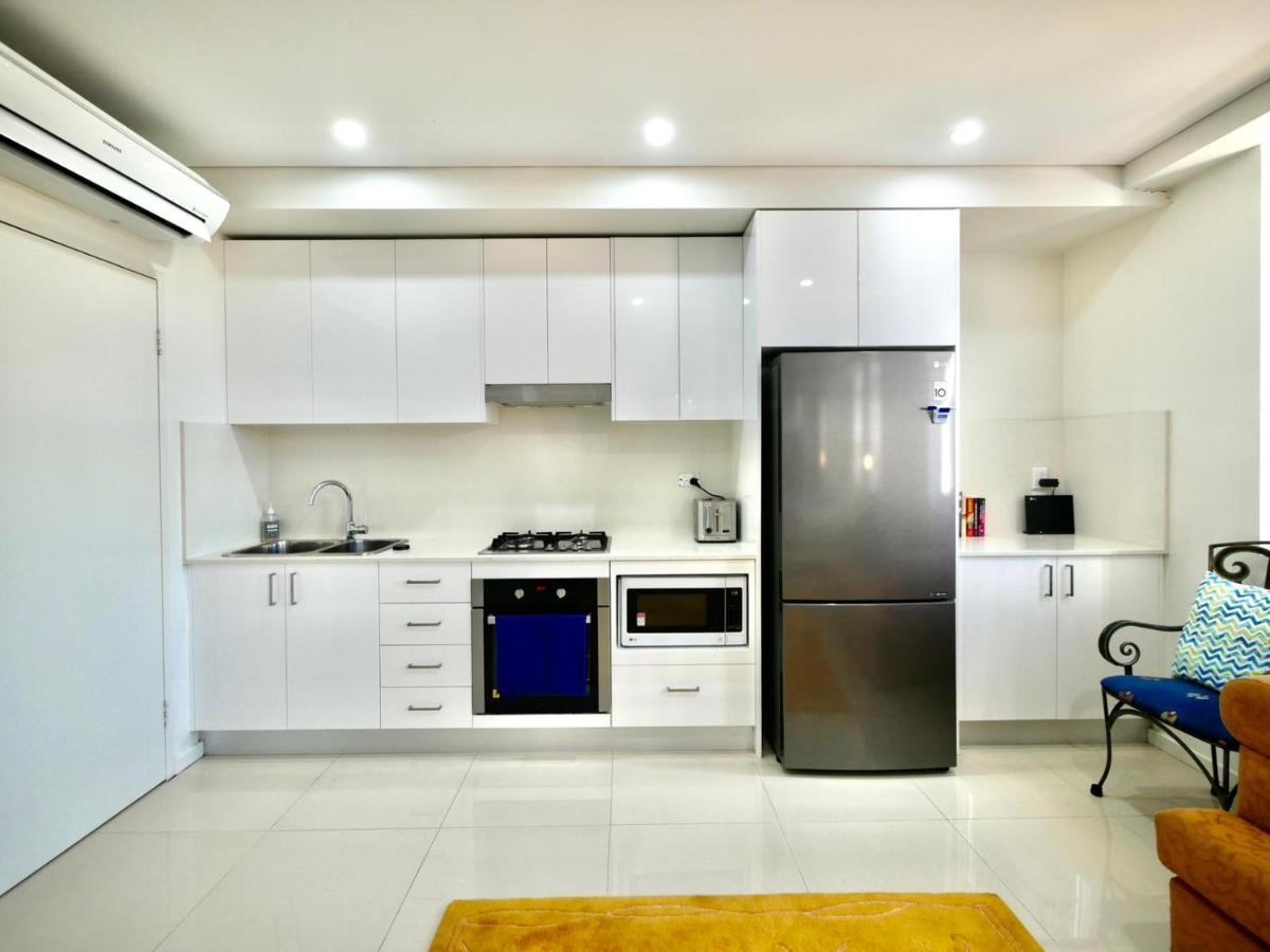 City Beach Studio Apartment Newcastle Bagian luar foto